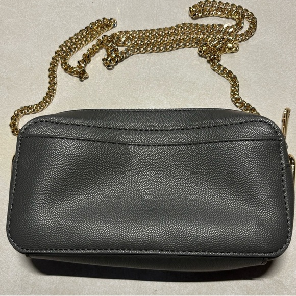 Tommy Hilfiger Crossbody Bag with Gold Chain - Picture 3 of 7